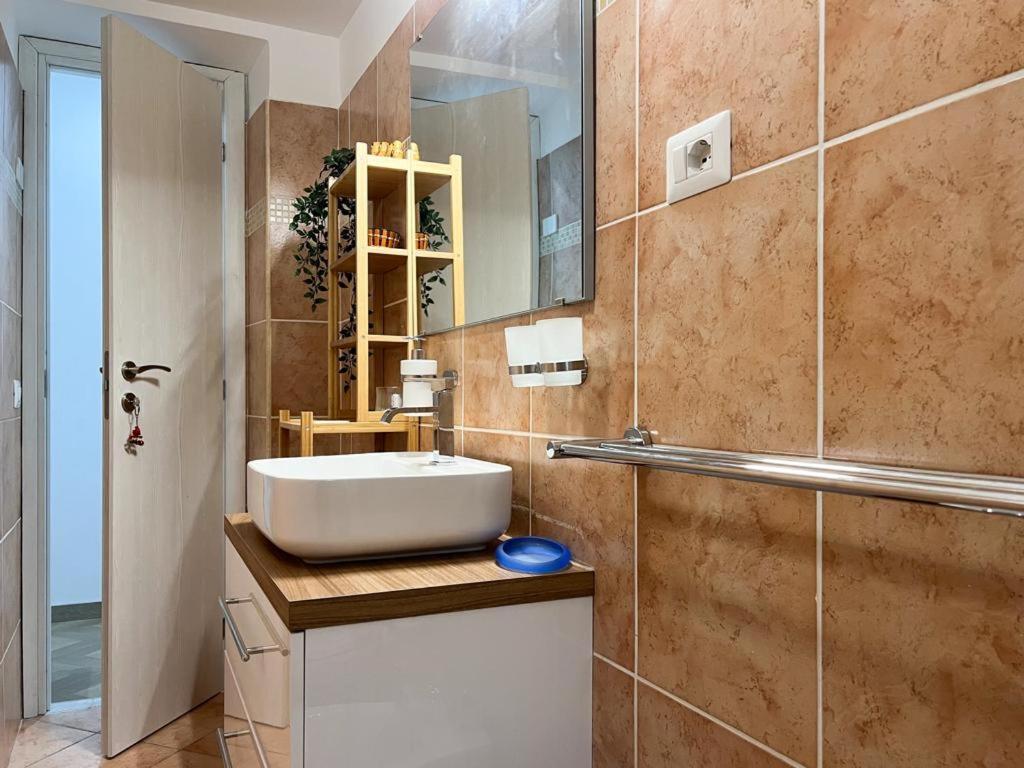 A Casa Di Ala Apartment Roma Ngoại thất bức ảnh